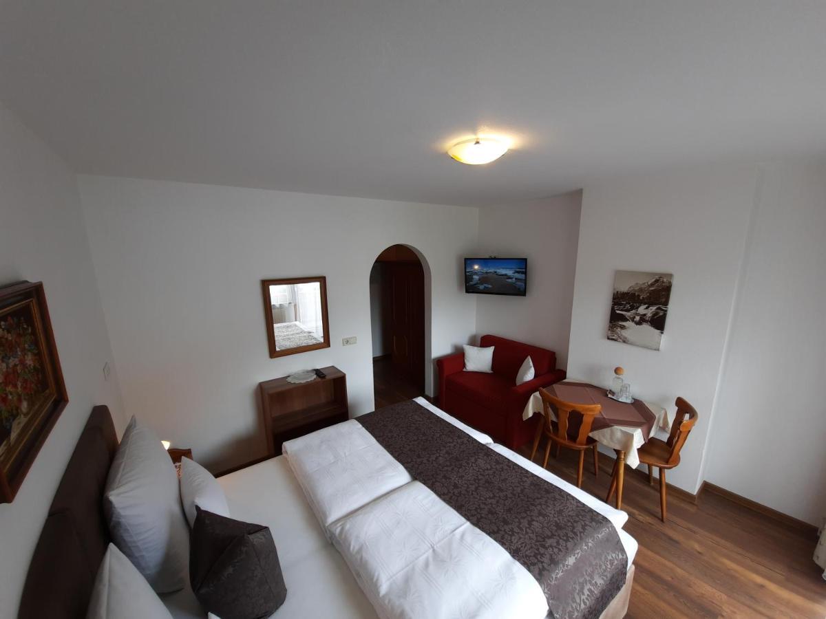 Gaestehaus Burgi Fügen Εξωτερικό φωτογραφία