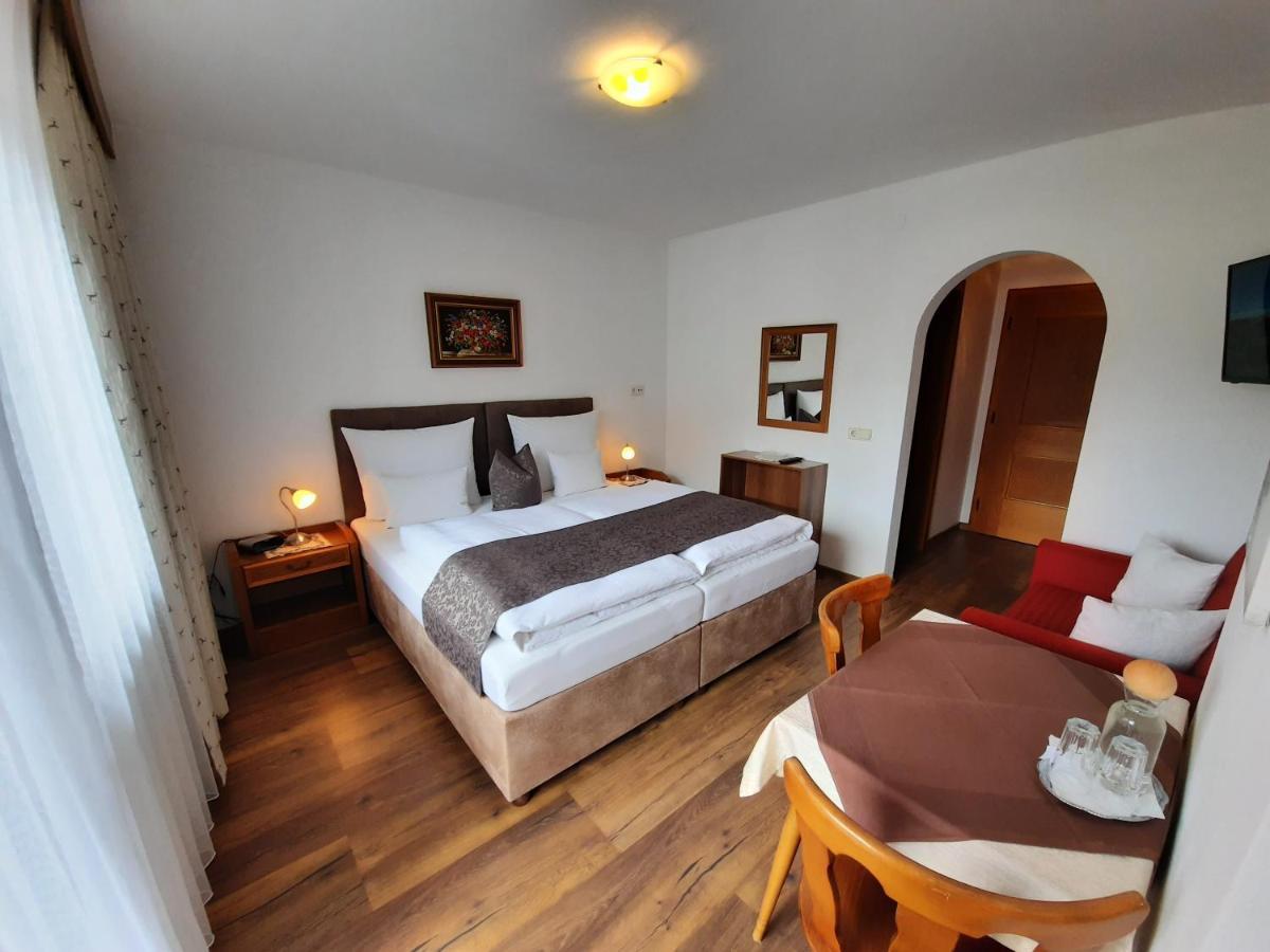 Gaestehaus Burgi Fügen Εξωτερικό φωτογραφία