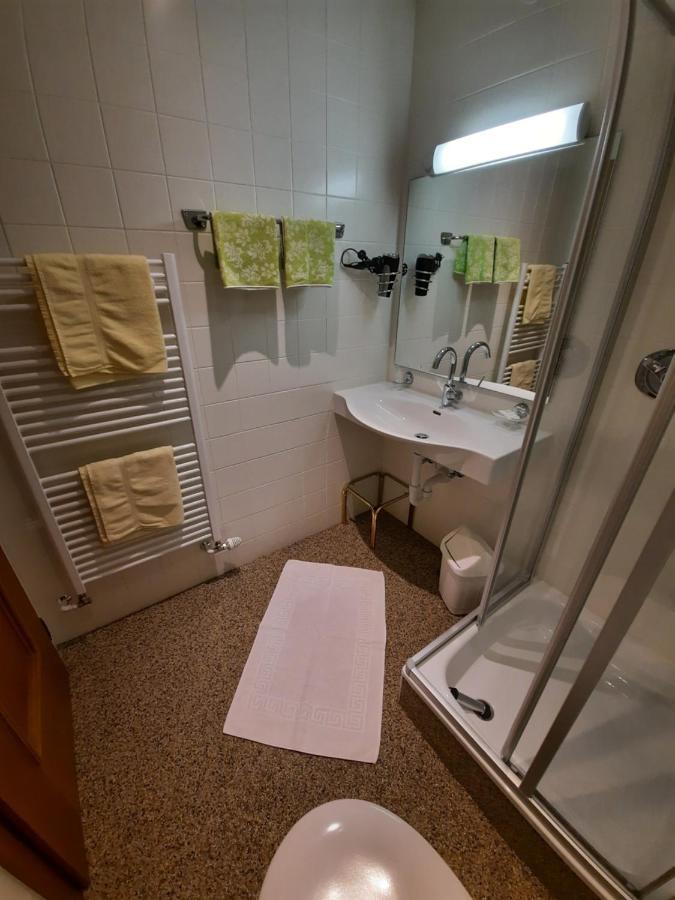 Gaestehaus Burgi Fügen Εξωτερικό φωτογραφία