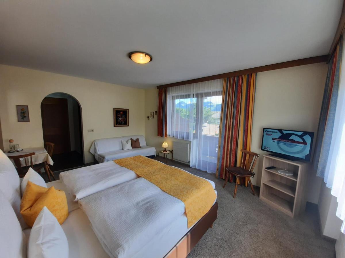 Gaestehaus Burgi Fügen Εξωτερικό φωτογραφία