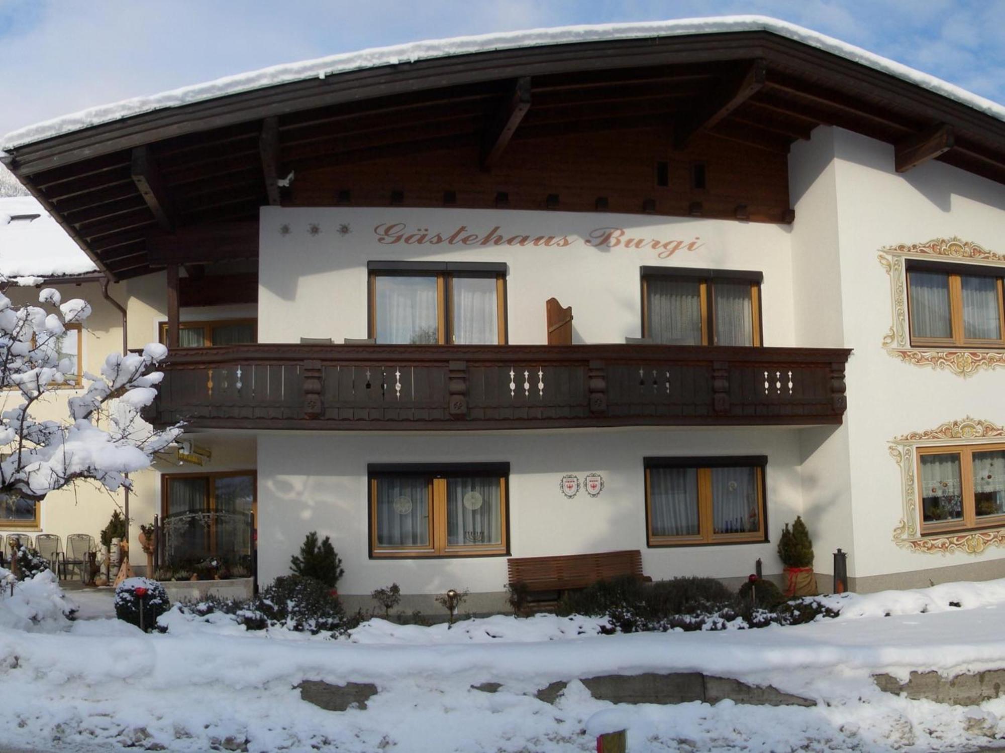 Gaestehaus Burgi Fügen Εξωτερικό φωτογραφία
