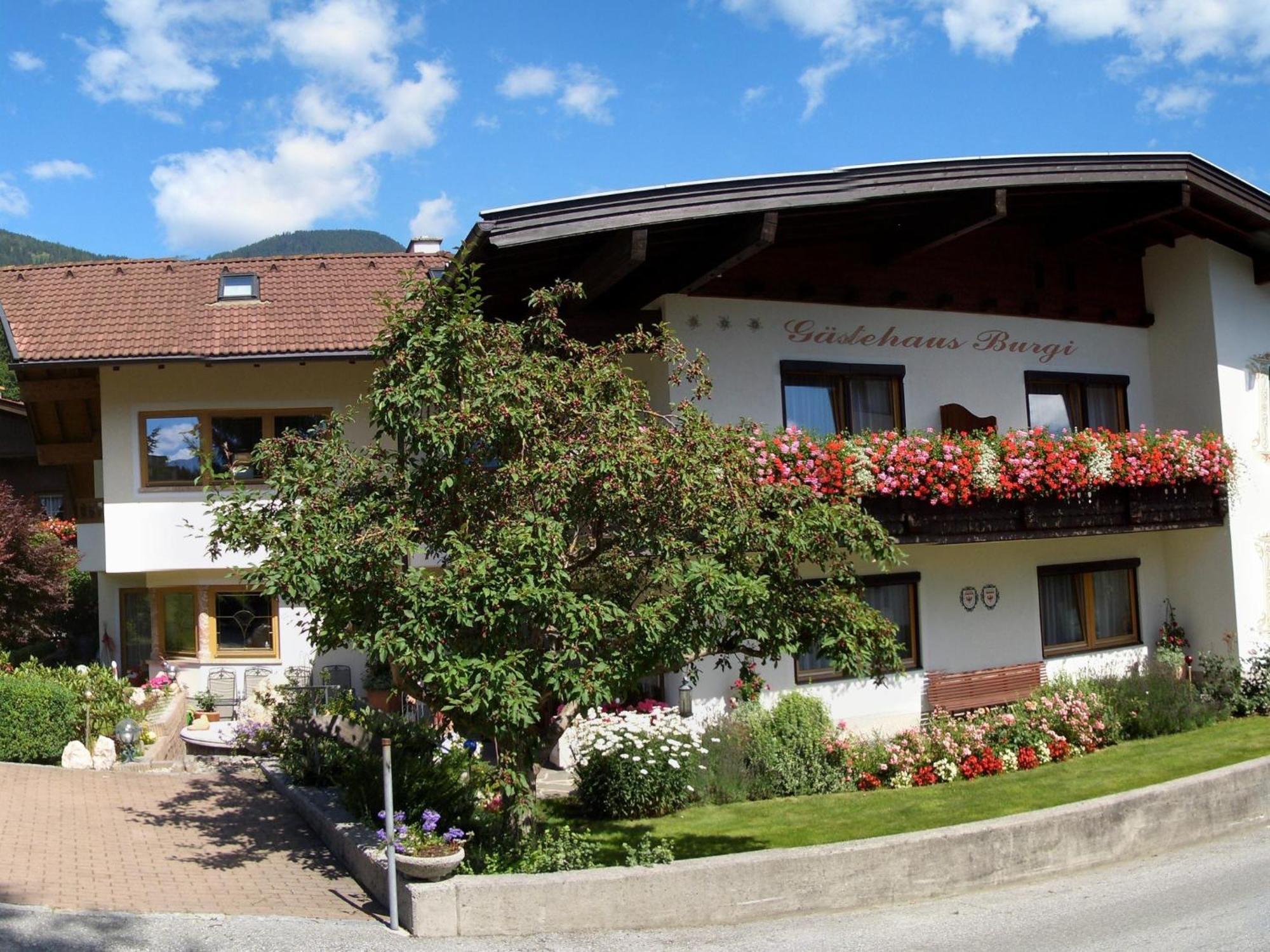 Gaestehaus Burgi Fügen Εξωτερικό φωτογραφία